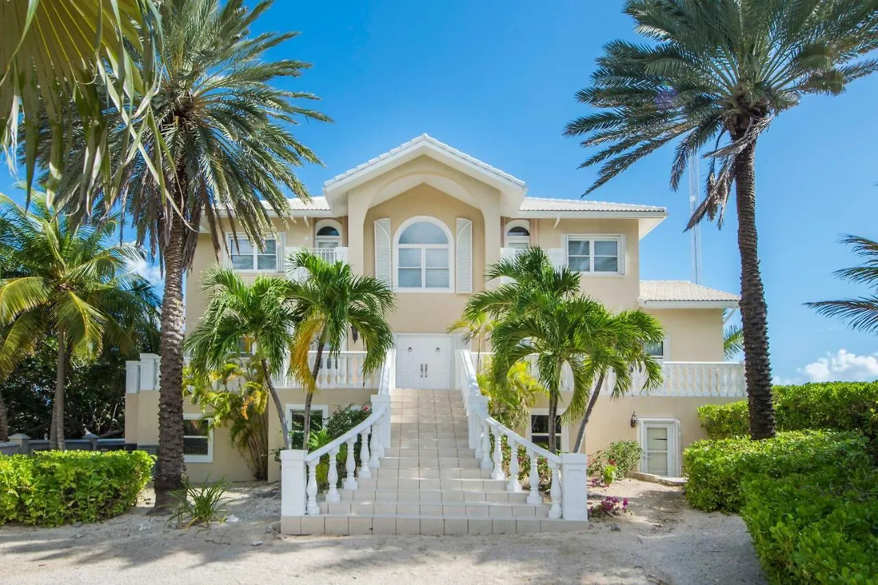 Сasa de vacaciones Sun Cloud Oceanfront Villa In Rum Point! Driftwood Village