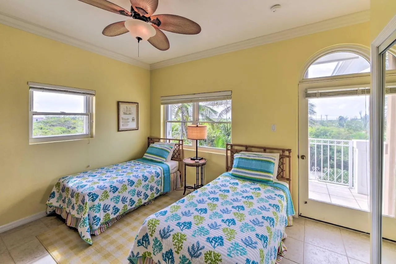 Sun Cloud Oceanfront Villa In Rum Point! Driftwood Village