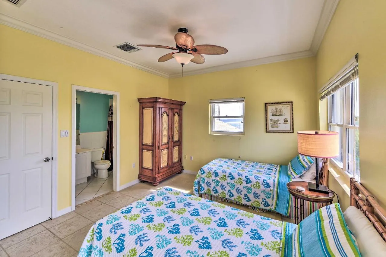 Сasa de vacaciones Sun Cloud Oceanfront Villa In Rum Point! Driftwood Village Islas Caimán